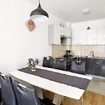 Lungo Mare With Terrace & Free Parking Apartment